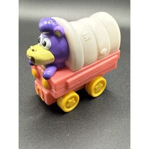 Baby Shark Speedy Sea Vehicle Chucks Pull Back Car Baby Shark's Big Show